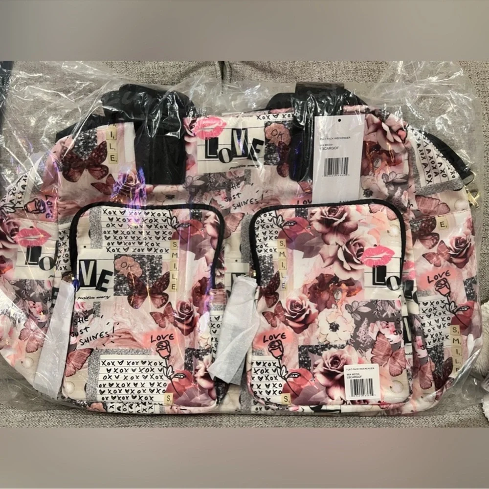 🎉LAST‎ PIECE🎉LUV BETSEY Flat Pack Weekender With Front Pockets